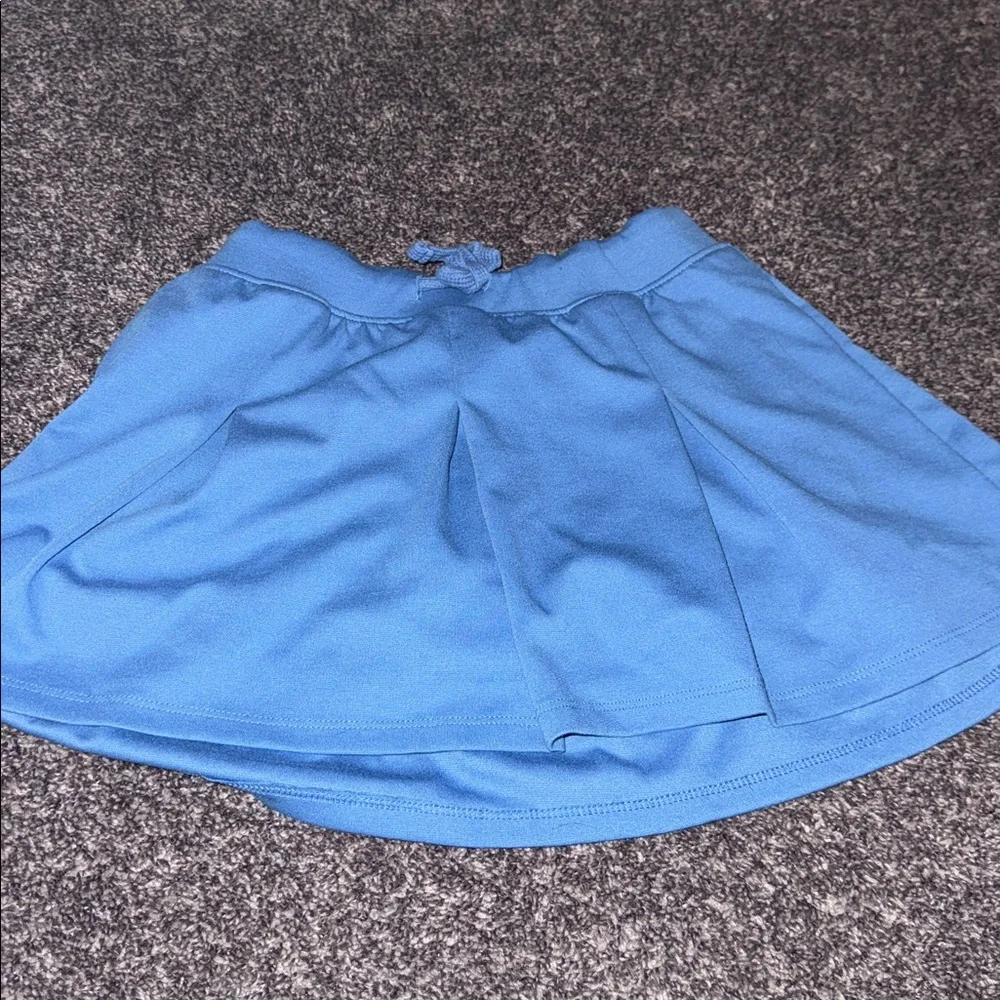 Set of three skort  Skirt Set - Blue, White, and Tan- never worn!!! - Picture 7 of 8